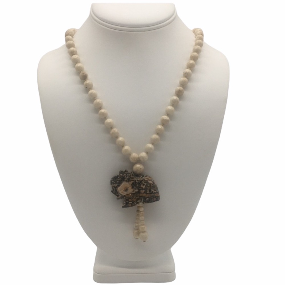 Beaded Necklace with Leopard skin jasper craved elephant and creamy round beads